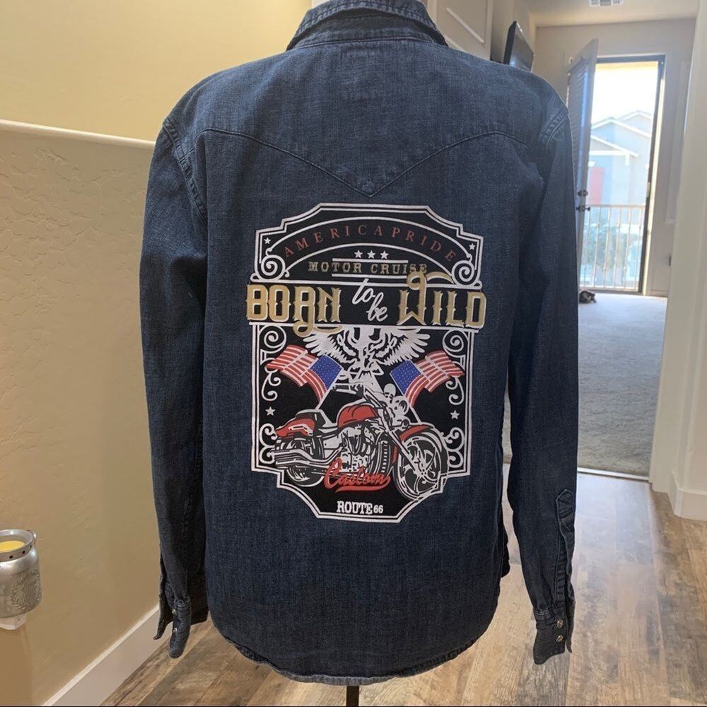 Levi's Pearl Snap Long Sleeve Denim Shirt w/Back Graphic Size S